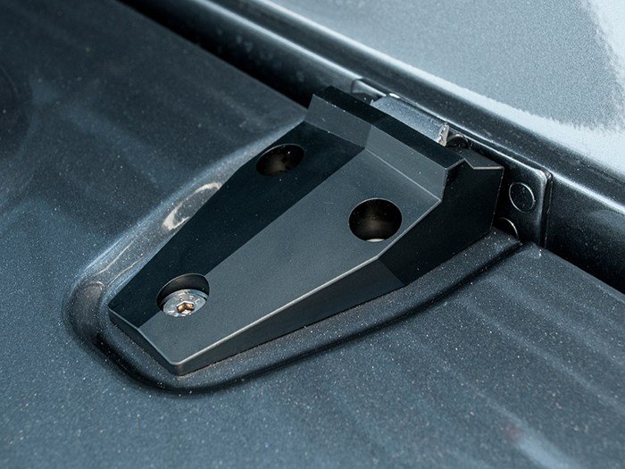 Bonnet Hinges – Defender