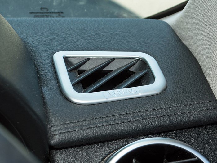 Interior Dash Vent Trim – Discovery 4