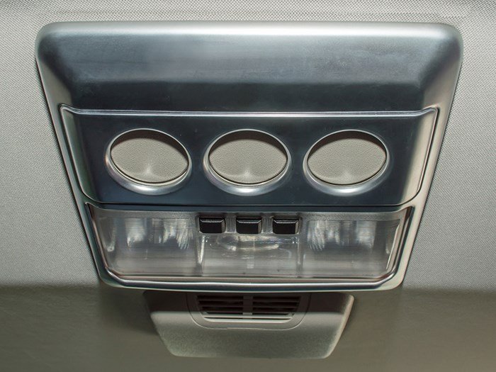 Rear Reading Light Trim - D4 – Discovery 4