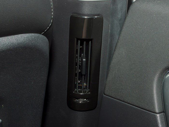 B Pillar Air Conditioning Trim - Ds15 – Discovery Sport