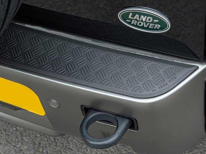 Rear Bumper Top Trim – Defender 2020 onwards