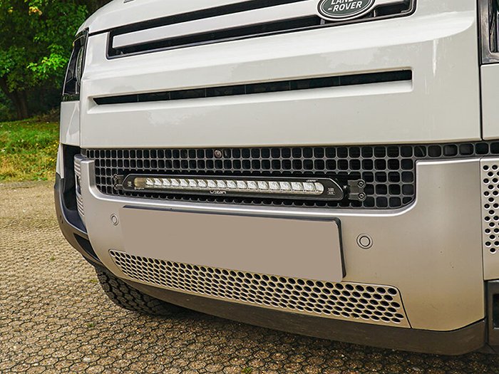 Linear-18 LED Driving Light & Mounting Kit – Defender 2020 onwards