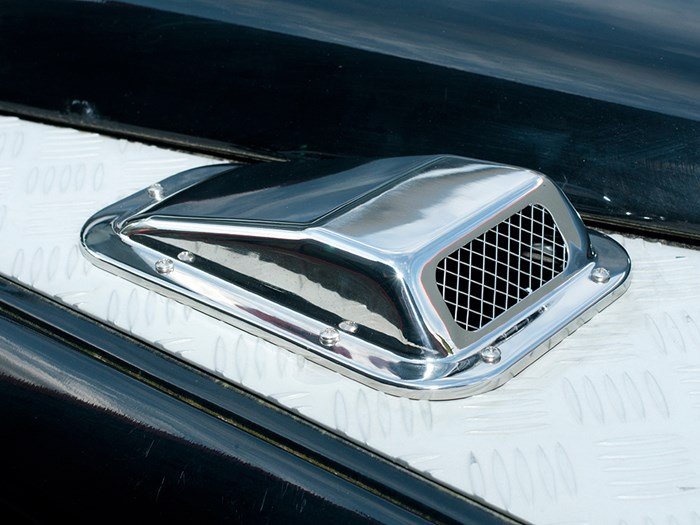 Air Intake Grille – Defender