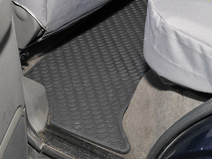 Rubber Mat Set Rear D2 Td5 1998+ – Discovery 2