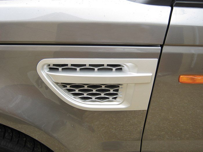 Air Intake Grilles – Range Rover Sport 2002–2009