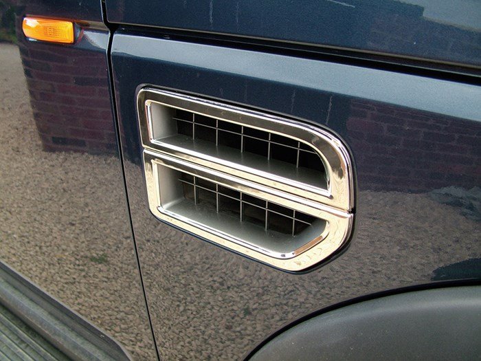 Side Vent Trim – Discovery 3