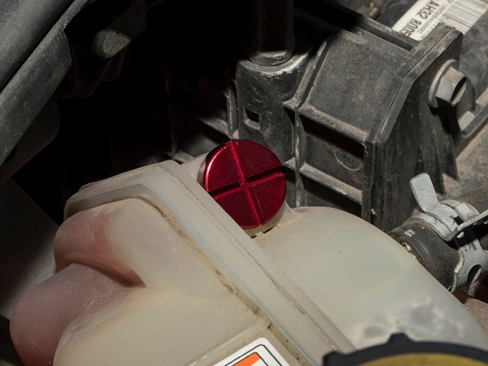 Bleed Screw Alloy Red – Discovery 4 (+3 more)
