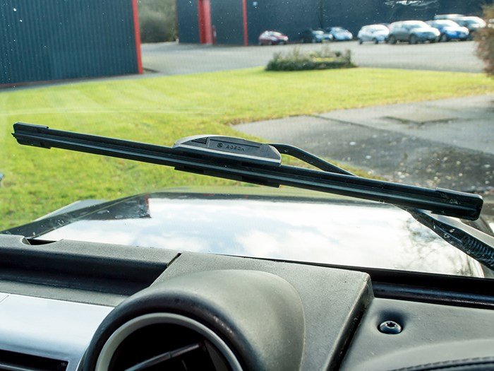 Bosch Aerotwin Flat Wiper Blade – Defender Front / Rear (+1 more)