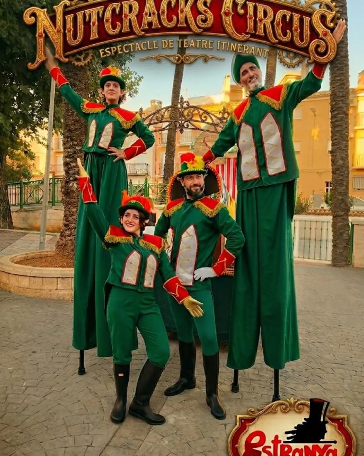 Cartel de NutCracks Circus