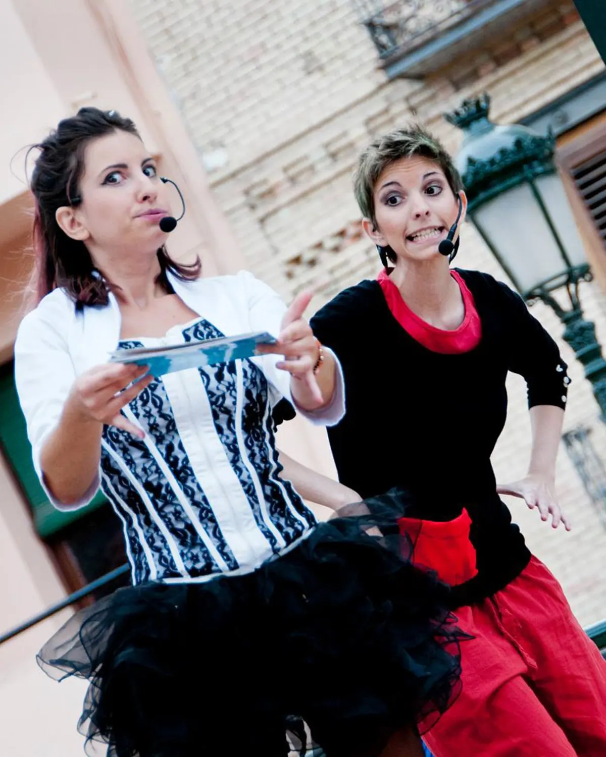 Cartel de Idea2 magic show