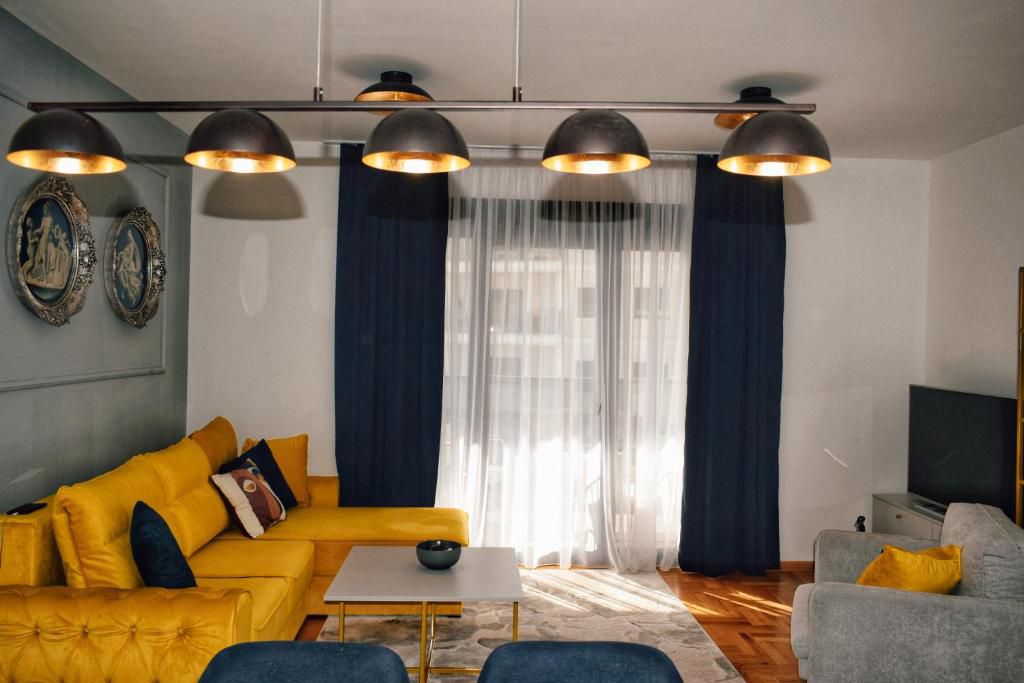 The Impressive Apartment - 1