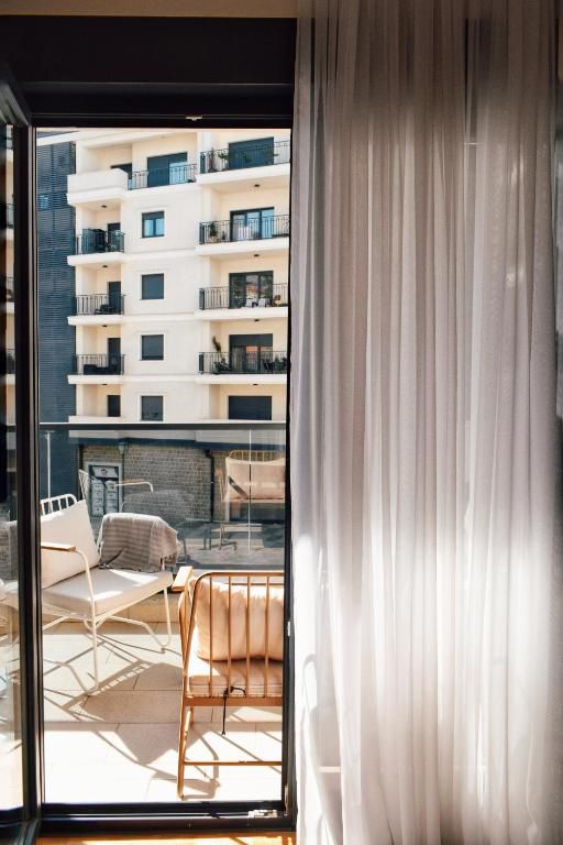 The Impressive Apartment - 7