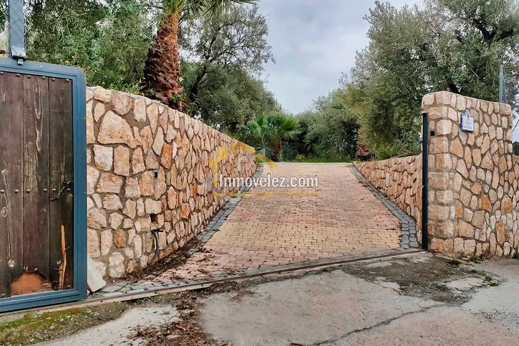 null en venta en Vélez de Benaudalla