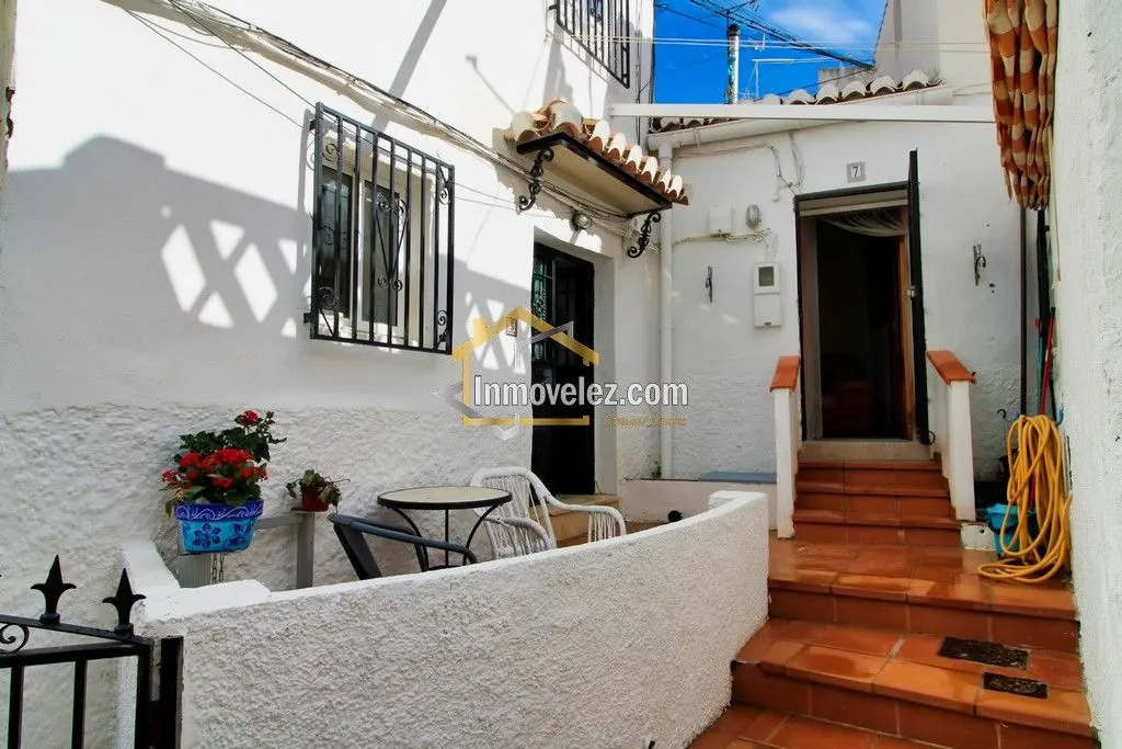 null en venta en Vélez de Benaudalla