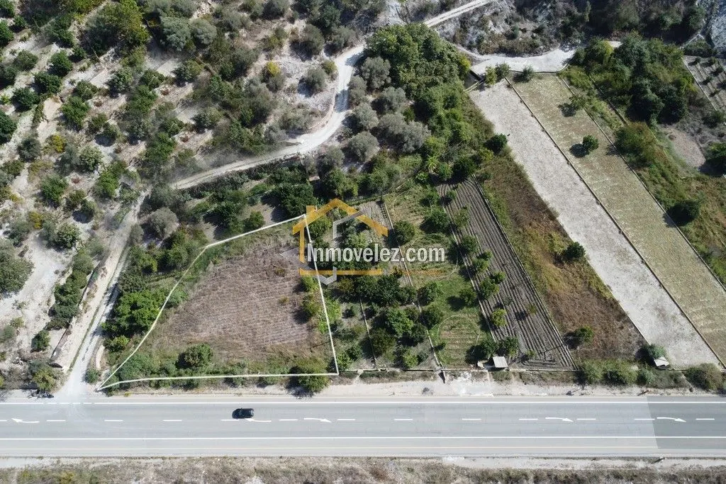 null en venta en Vélez de Benaudalla