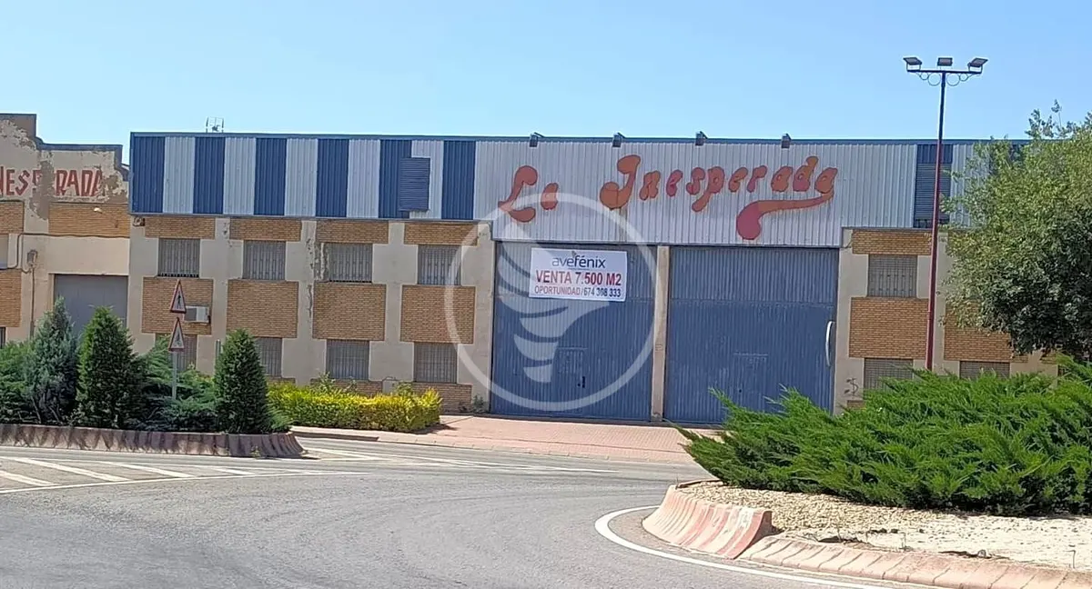 Industrial en venta en Jaén