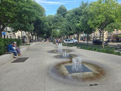place de la Bouquerie à Nîmes