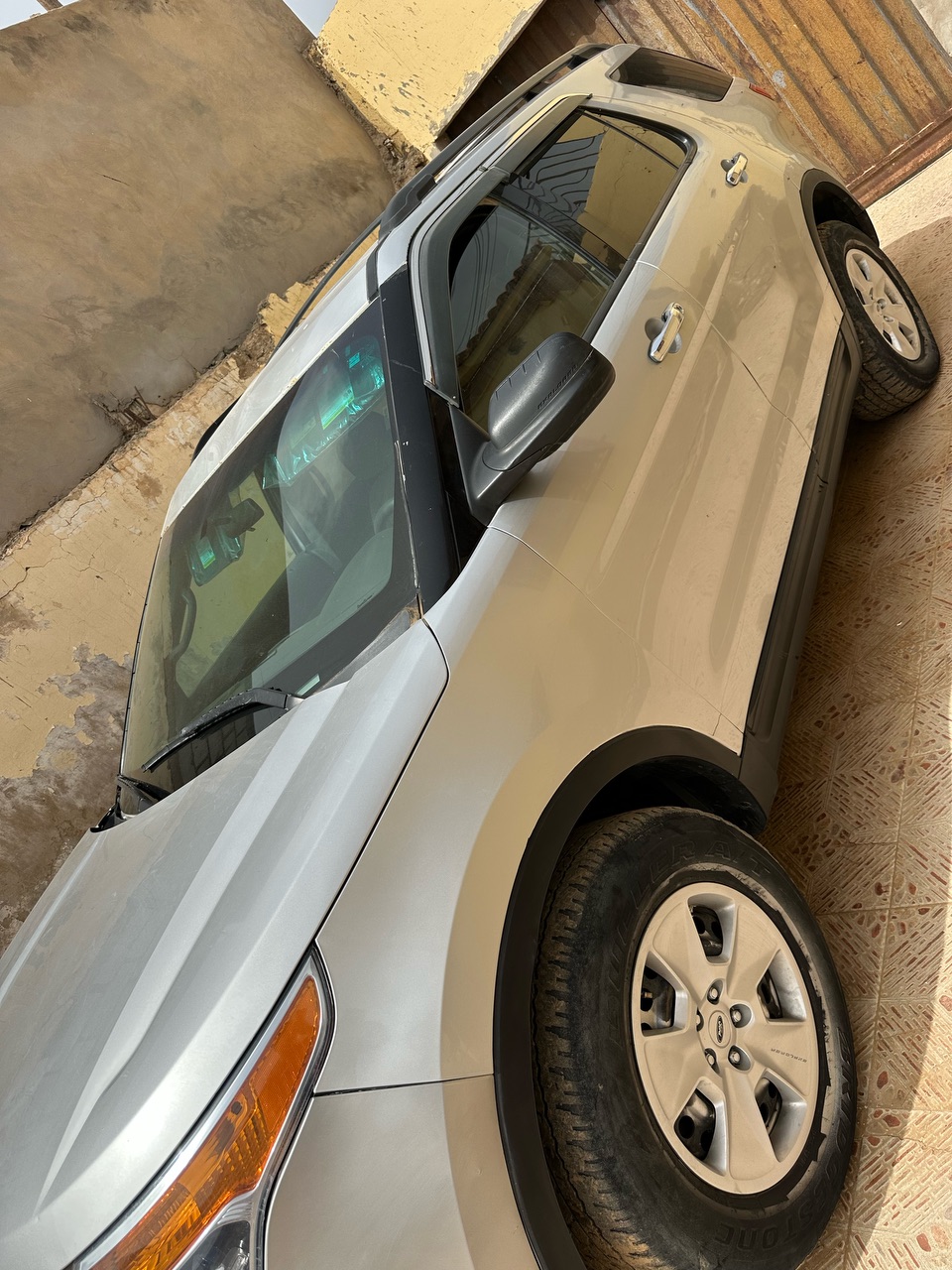 Ford EXPLORER — photo 4